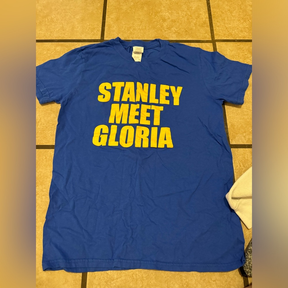 STANLEY MEETS GLORIA T-Shirt, Size Small